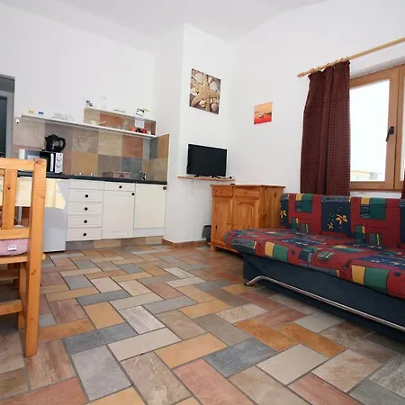 4 Bedroom In Guest house Tisno