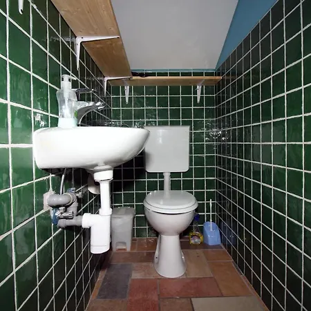 4 Bedroom In 4* Tisno